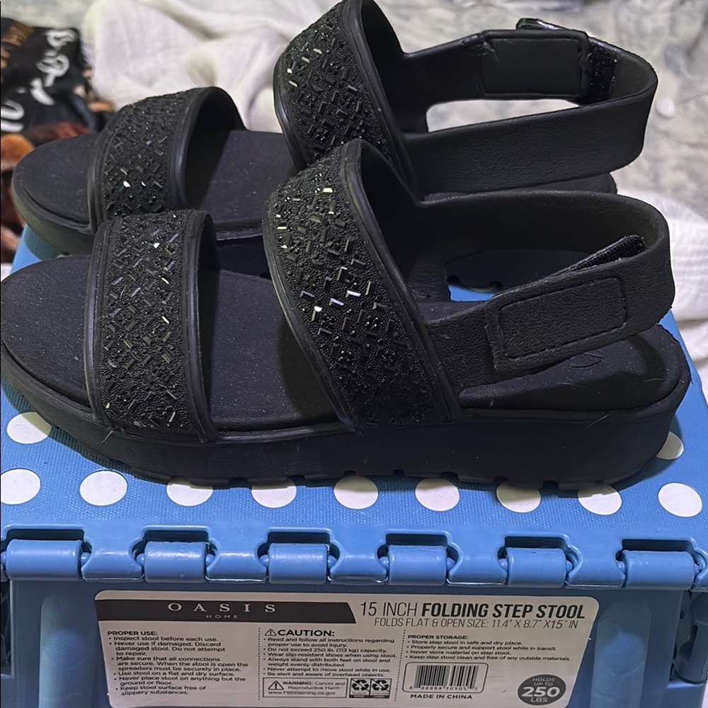 Skechers Black Sporty Sandals with Textured Straps